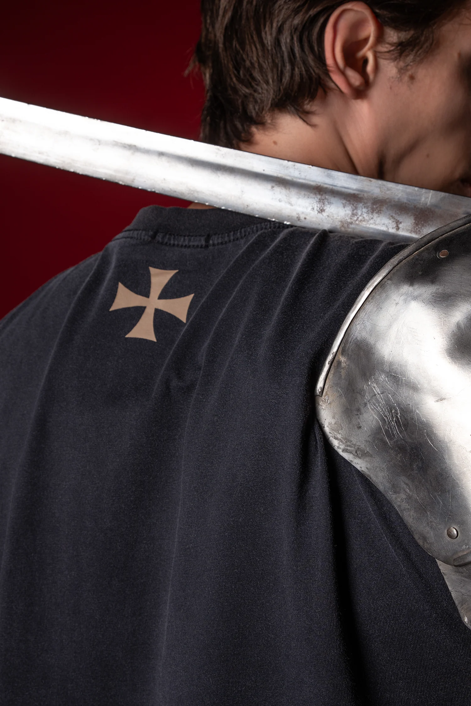 Deus Vult Cut Off Tee - Image 4